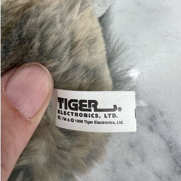 VTG TIGER Furby 1998 70-800 Gray/Gray w/ Green Eyes and Pink Ears UNTESTED - Picture 6 of 7